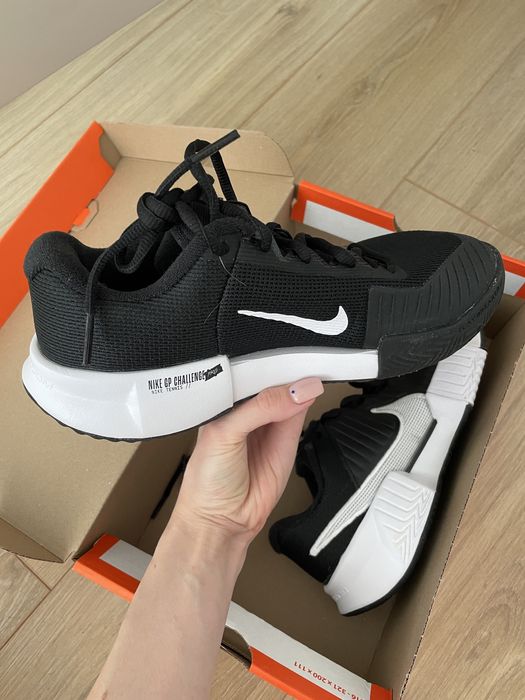 Чисто нови маратонки Nike GP Challenge Pro Tennis