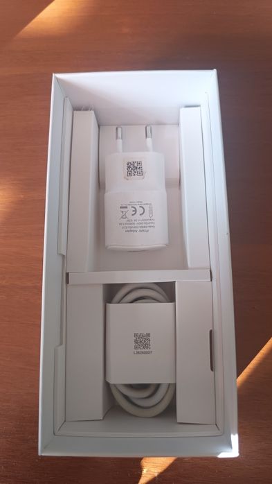 Продаю xiaomi 13 lite