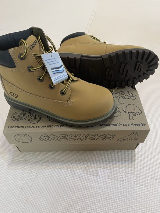 (NOU) Bocanci Skechers 36