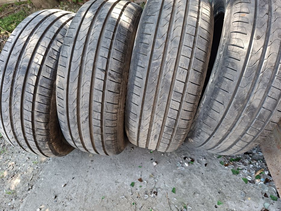 Продам шины. 205/55/16 пирелли