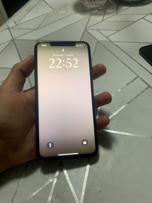 Айфон Xs max продается