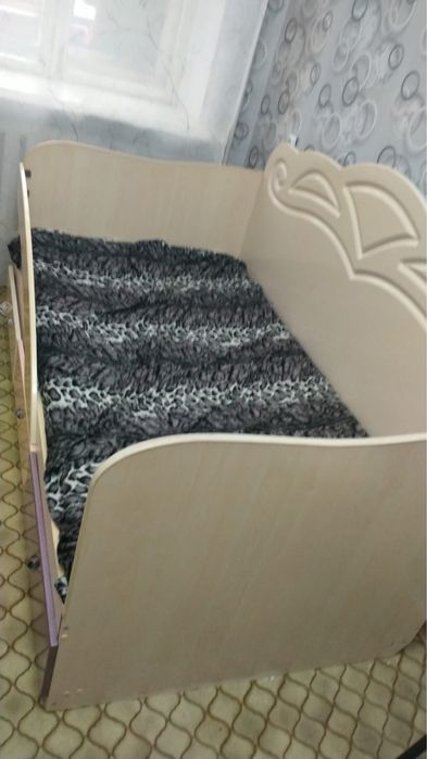 Продам кровать