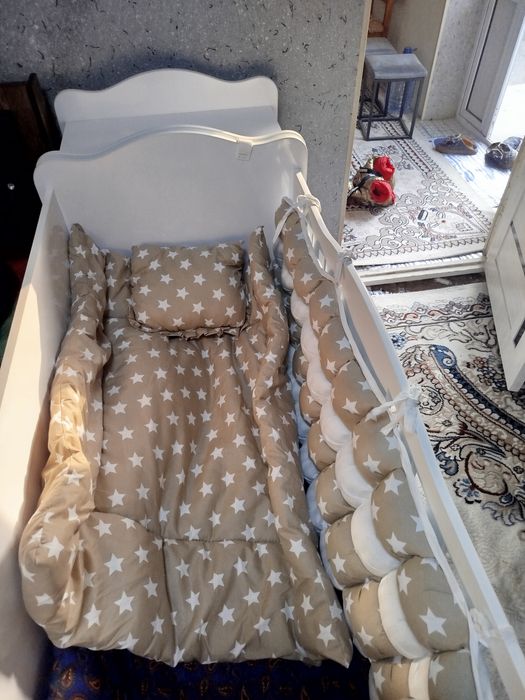 Detskiy kravat sotiladi bola yotmagan dom + uchastka yawimza hozir dom