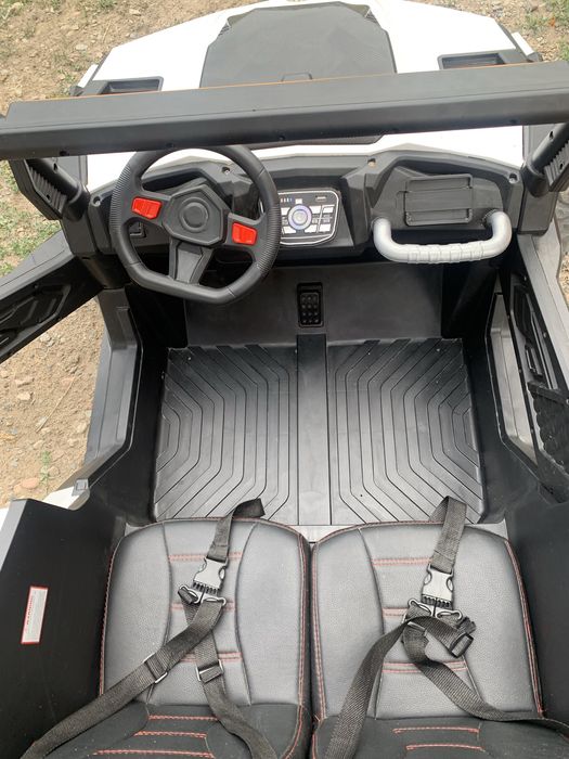 Двухместный электромобиль Buggi