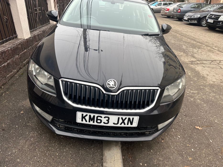 Skoda Octavia 3 2.0tdi 150cp stare perfectă Volan dreapta