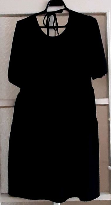 Нов,еластичен черен елек