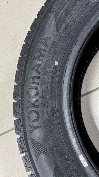 185/65R15 Yokohama
