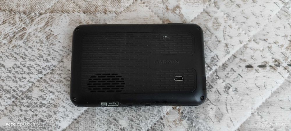 GPS Garmin nuvi 40, 4,3 инча с най-новите карти на Балканите и Турция