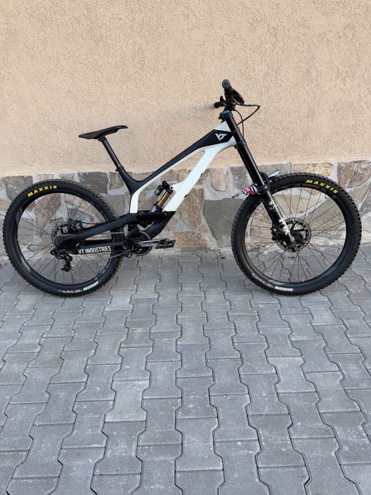 Yt tues CF Pro 2019