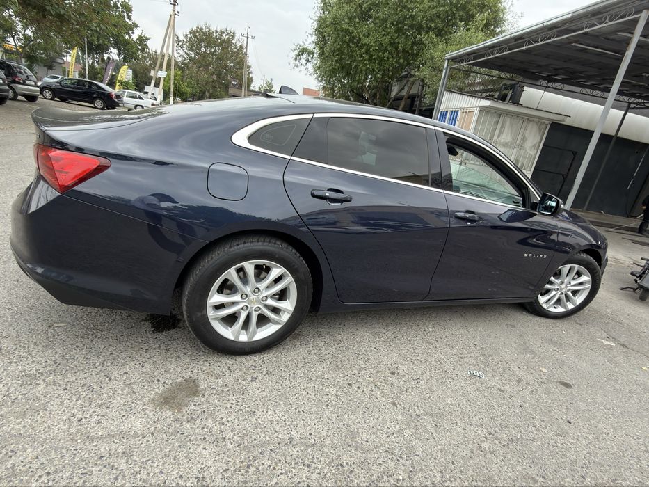 Chevrolet Malibu 2018 — 4