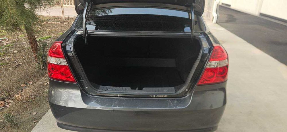 Нексия 3.  мокрий асфальт 2020йил