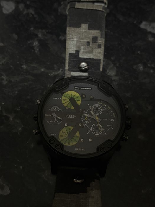 Часы наручные