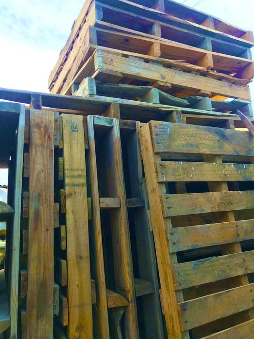 Поддони 35 штук