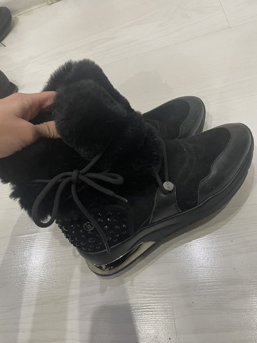 Боти  сникърси liu jo