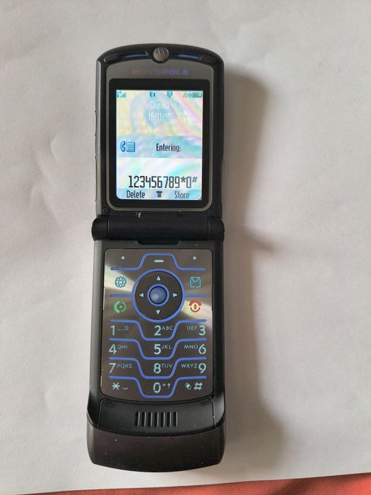 Motorola V3i ( decodat)