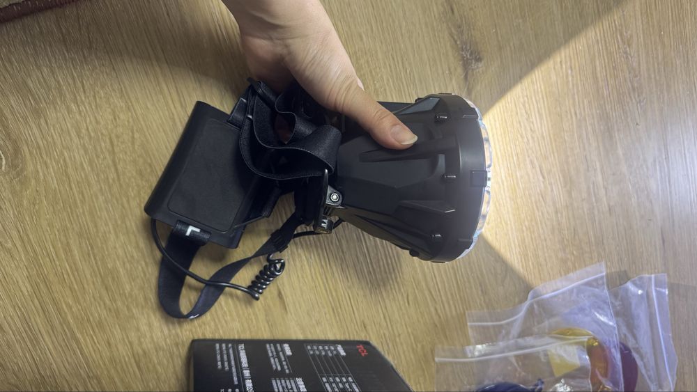 Лобный фонарик новый