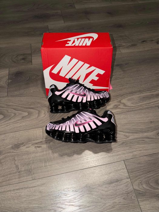 Nike shox roz fete
