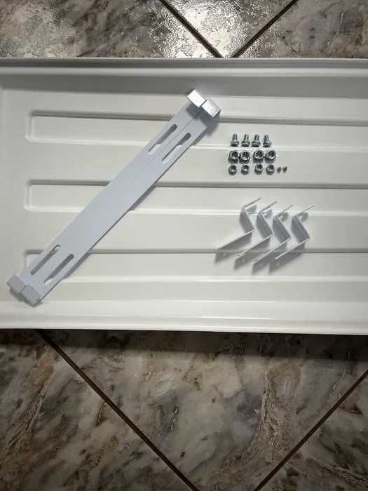 ПВЦ Кондензна вана за климатик 330/800 мм със стойка за монтаж