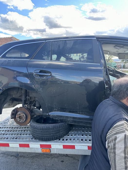 На части Toyota Avensis 2.0 D4d 2010год комби 126кс код  мотор 1AD