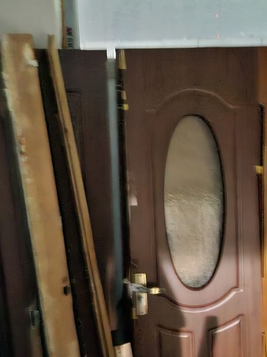 Продаю дверь.6шт