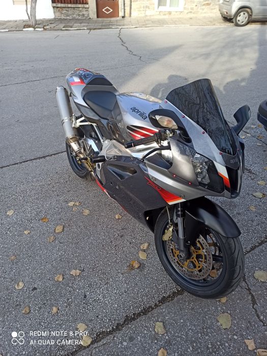 Aprilia RSV 1000 MILLE R