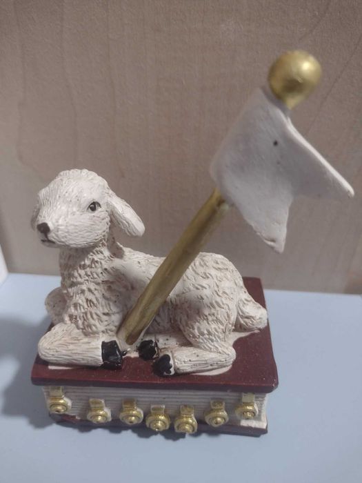 НОВО! Красива детайлна статуетка Агне 3D