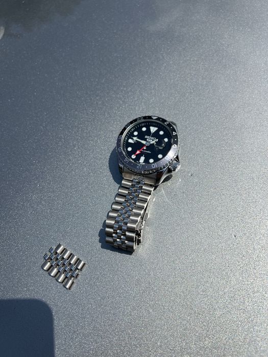 Seiko 5s gmt automatic