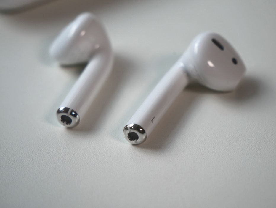 Наушники Apple AirPods 2, продам