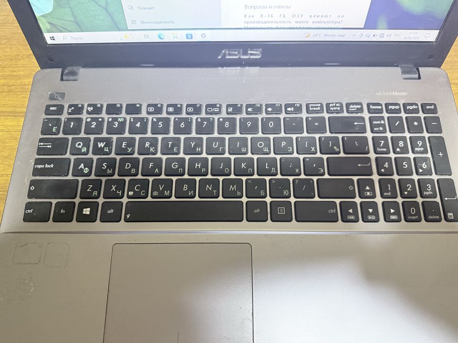 Продается ноутбук Asus