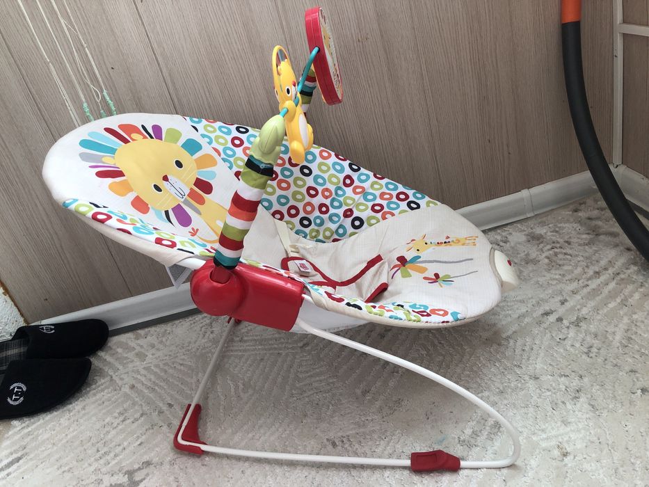 Отдам даром шезлонг детский