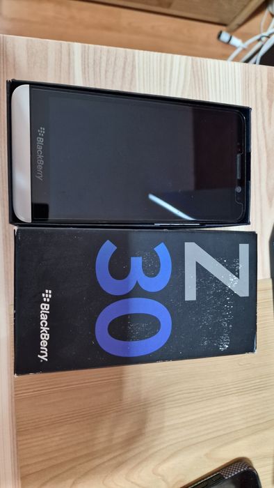 BlackBerry Z30 nou