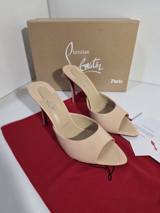 Дамски чехли Christian Louboutin