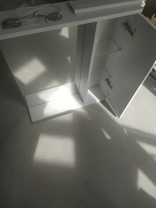 Зеркало для раковины