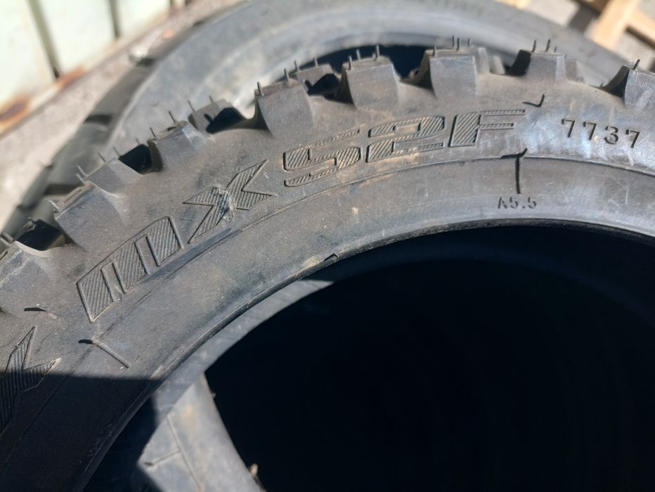 O anvelopa de fata "enduro" NOUA Dunlop 60/100 R10 dot 0317