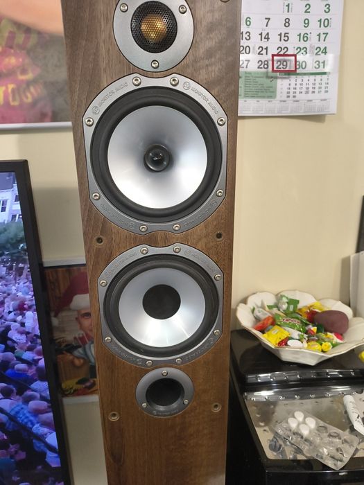 Тонколони + център  monitor audio
