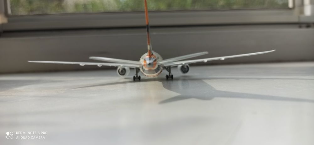 B787-9 металлическая модель самолёта