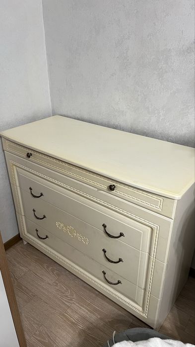 Продам комод срочно