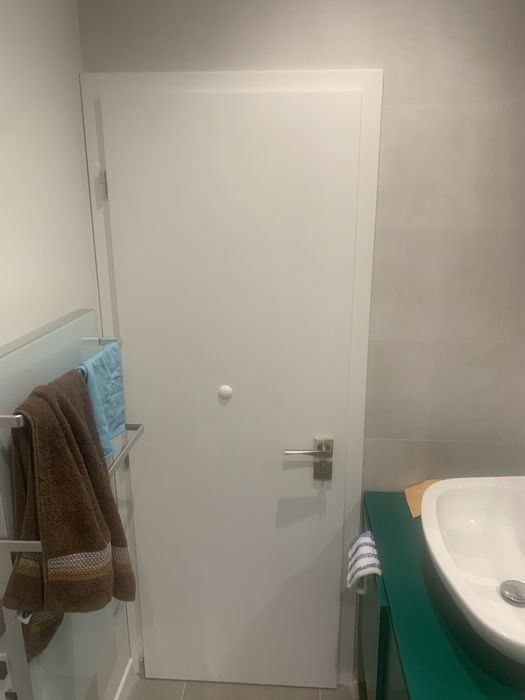 Интериорна врата с каса