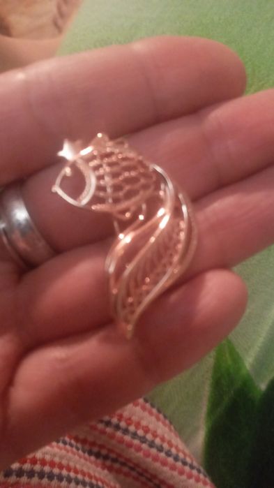 Брошь позолоченная клеймо 4 см