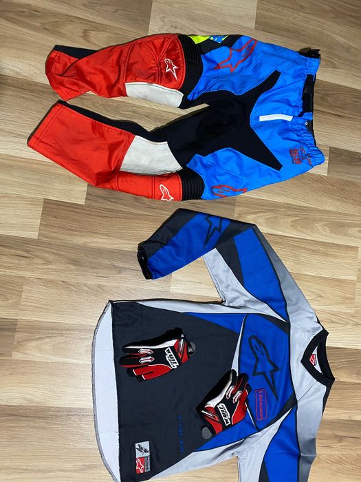 Панталони,блуза и ръкавици за мотокрос за деца.