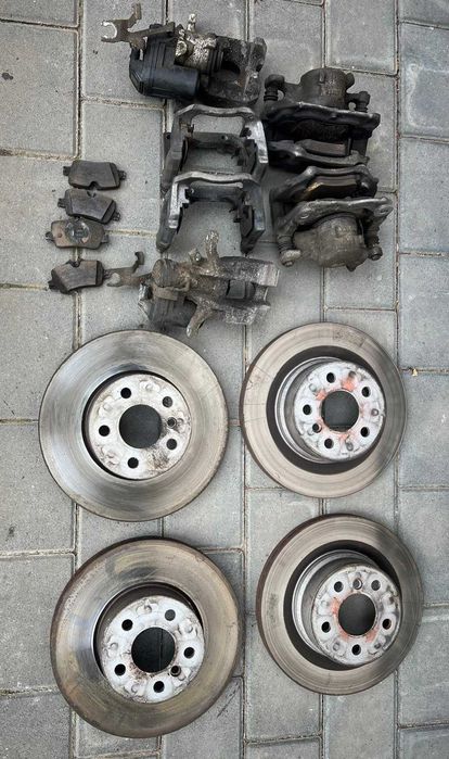 Sistem de frânare BMW original – Seria 2, 3, 4, 5, X3, X4, Z4 (2024)
