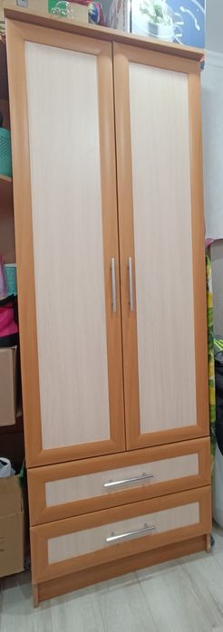 Продам угловой шкаф