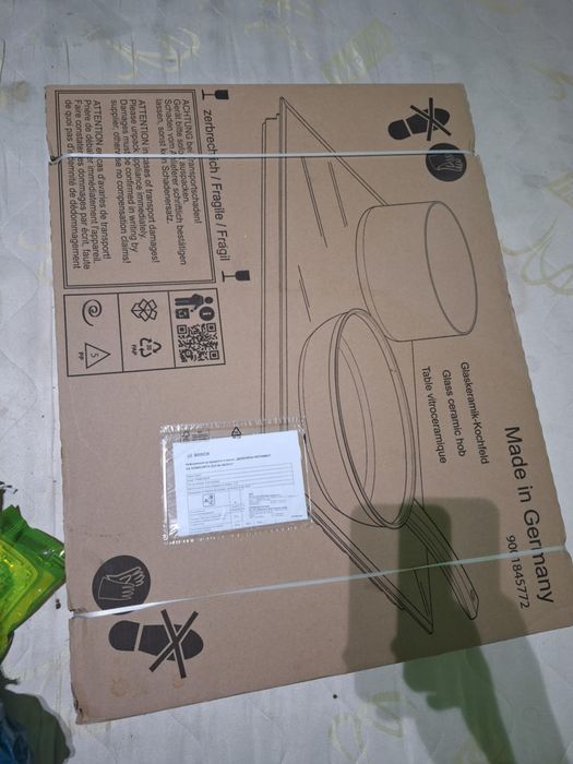 Плот Bosch PKM645BB2E