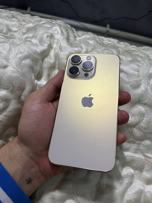 Iphone 13 pro обмен есть пишите)