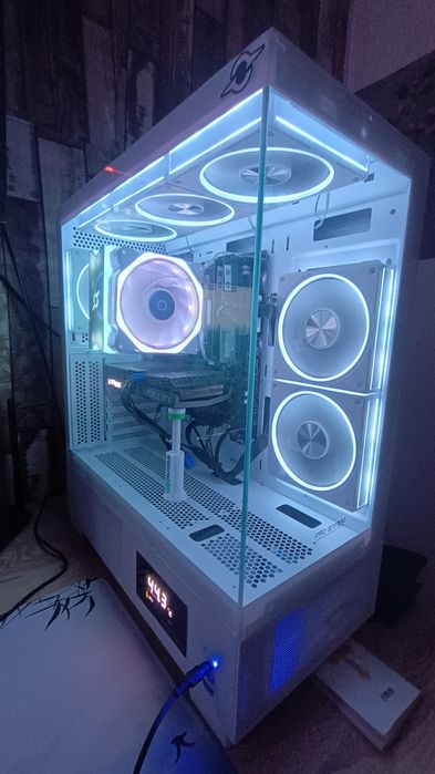 PC gaming ryzen 5 5600 și RTX 3060 ti