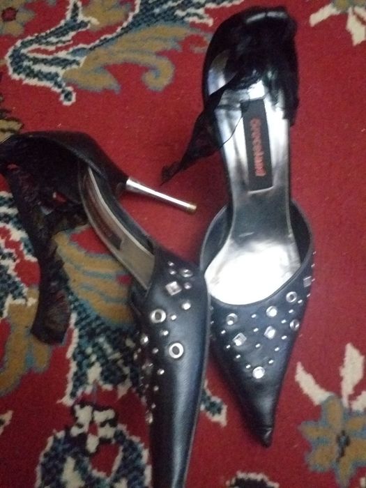 Продаётся шикарные Американские туфли.