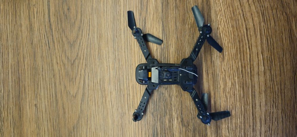 Квадрокоптер mini pro