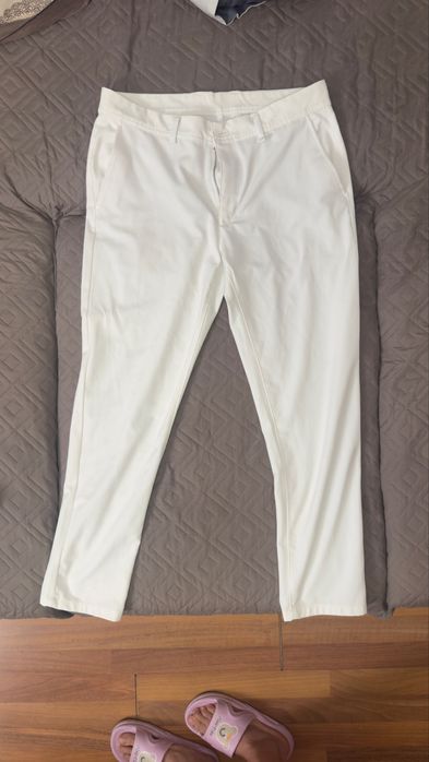 Pantaloni albi Zara marimea 42