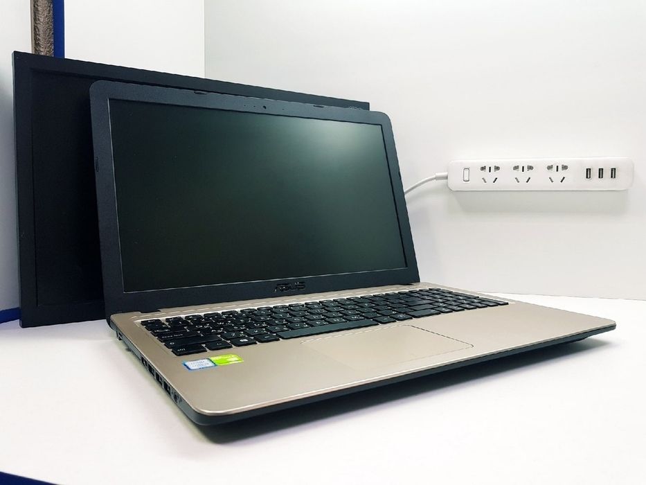 Продам ноутбук Asus