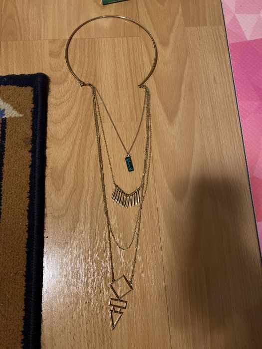 Colier deosebit model geometric